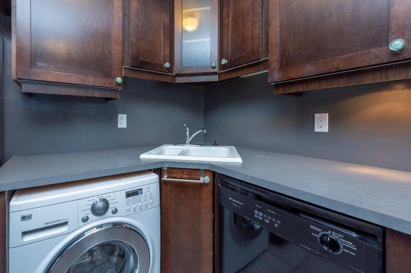 #23, 330 19 Ave SW, Calgary, 1 Bedroom Bedrooms, 0 ,1 BathroomBathrooms,Condos/Townhouses,For Rent,Athlone,#23, 330 19 Ave SW,0,1886 #23, 330 19 Ave SW, Calgary, 1 Bedroom Bedrooms, 0 ,1 BathroomBathrooms,Condos/Townhouses,For Rent,Athlone,#23, 330 19 Ave SW,0,1886