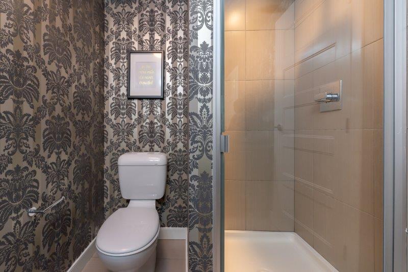 2206, 220 12 Ave SE, Calgary, 2 Bedrooms Bedrooms, 0 ,2 BathroomsBathrooms,Condos/Townhouses,For Rent,Keynote I,2206, 220 12 Ave SE,0,1917