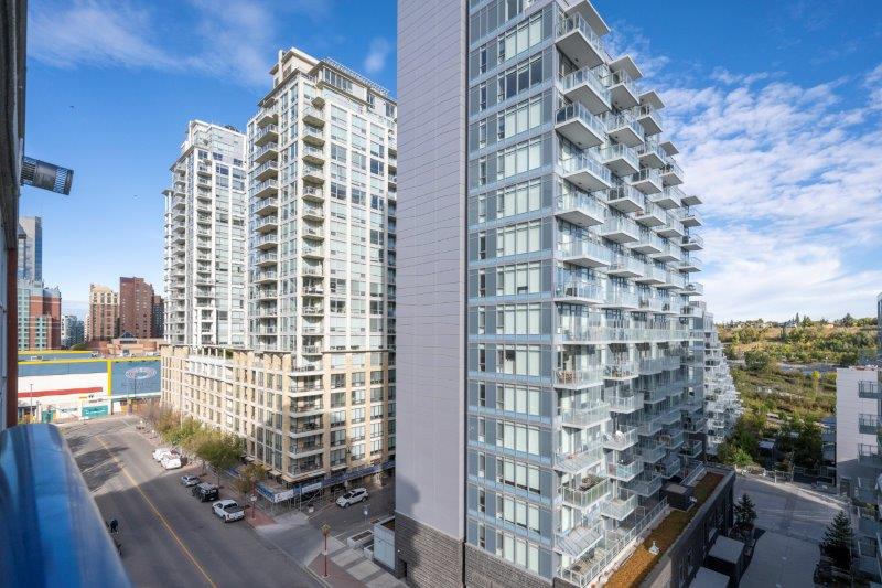 #802, 205 Riverfront Ave SW, Calgary, 1 Bedroom Bedrooms, ,1 BathroomBathrooms,Condos/Townhouses,Rented,205 RIVERFRONT ,#802, 205 Riverfront Ave SW,1099