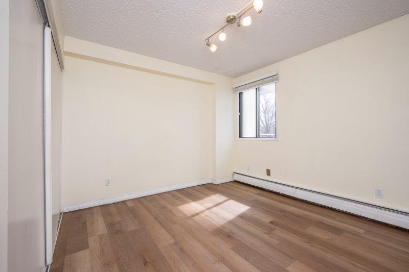 310, 111 14 Ave SE, Calgary, 2 Bedrooms Bedrooms, ,1 BathroomBathrooms,Condos/Townhouses,Rented,310, 111 14 Ave SE,1937
