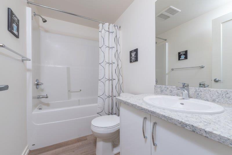 308, 450 8 Ave SE, Calgary, 2 Bedrooms Bedrooms, ,1 BathroomBathrooms,Condos/Townhouses,For Rent,N3,308, 450 8 Ave SE,1943