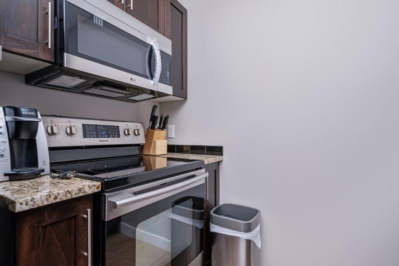 306, 325 3 Street SE, Calgary, 2 Bedrooms Bedrooms, 0 ,2 BathroomsBathrooms,Condos/Townhouses,For Rent,Riverfront Pointe,306, 325 3 Street SE,0,1944