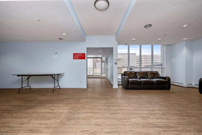 306, 325 3 Street SE, Calgary, 2 Bedrooms Bedrooms, 0 ,2 BathroomsBathrooms,Condos/Townhouses,For Rent,Riverfront Pointe,306, 325 3 Street SE,0,1944