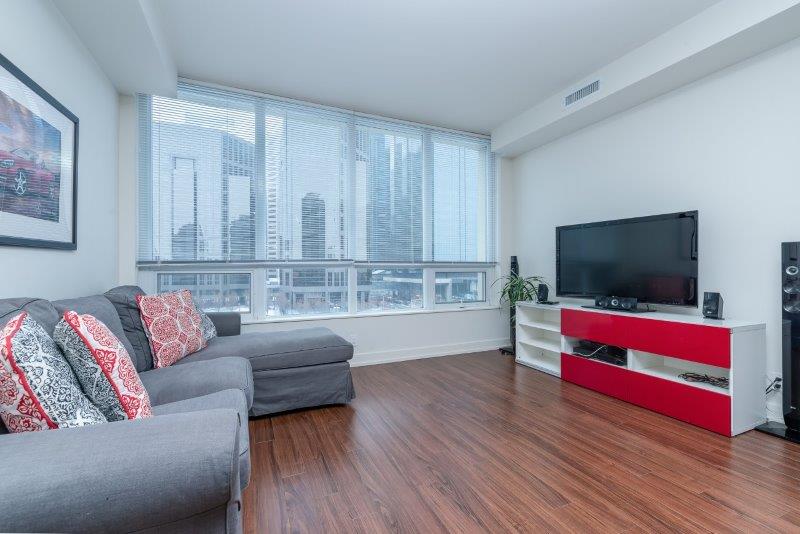 #637, 222 Riverfront Ave SW, Calgary, 1 Bedroom Bedrooms, 0 ,1 BathroomBathrooms,Condos/Townhouses,For Rent,Waterfront ,#637, 222 Riverfront Ave SW,0,1954