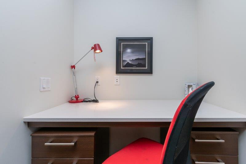 #637, 222 Riverfront Ave SW, Calgary, 1 Bedroom Bedrooms, 0 ,1 BathroomBathrooms,Condos/Townhouses,For Rent,Waterfront ,#637, 222 Riverfront Ave SW,0,1954