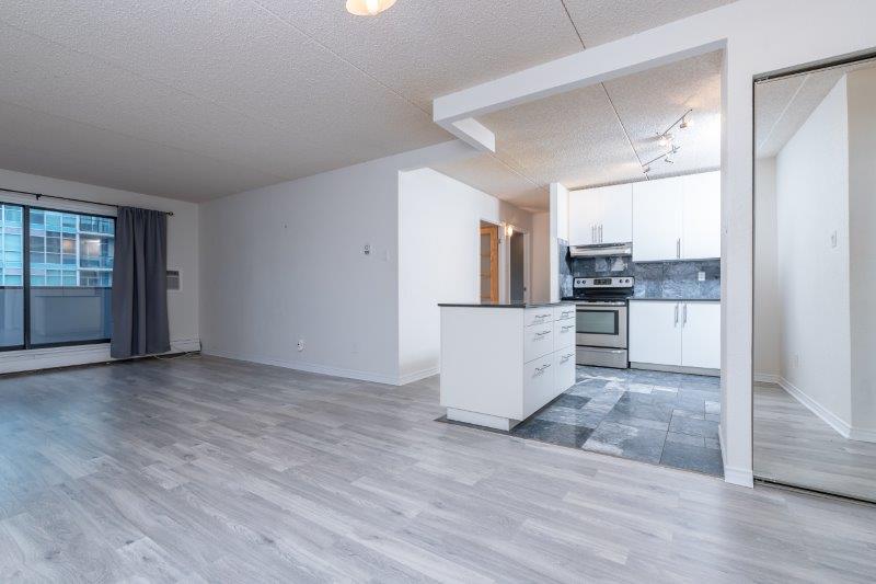 605, 735 12 Ave SW, Calgary, 2 Bedrooms Bedrooms, 0 ,1 BathroomBathrooms,Condos/Townhouses,Rented,Stonehaven,605, 735 12 Ave SW,0,1957
