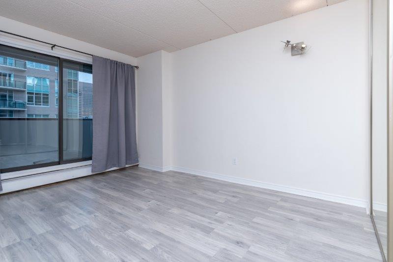 605, 735 12 Ave SW, Calgary, 2 Bedrooms Bedrooms, 0 ,1 BathroomBathrooms,Condos/Townhouses,Rented,Stonehaven,605, 735 12 Ave SW,0,1957