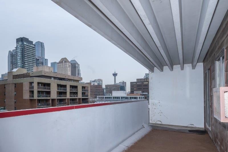 605, 735 12 Ave SW, Calgary, 2 Bedrooms Bedrooms, 0 ,1 BathroomBathrooms,Condos/Townhouses,Rented,Stonehaven,605, 735 12 Ave SW,0,1957
