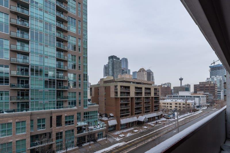 605, 735 12 Ave SW, Calgary, 2 Bedrooms Bedrooms, 0 ,1 BathroomBathrooms,Condos/Townhouses,Rented,Stonehaven,605, 735 12 Ave SW,0,1957