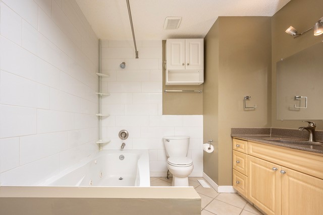6031 Lacombe Way SW, Calgary, 4 Bedrooms Bedrooms, ,3 BathroomsBathrooms,Houses,For Rent,6031 Lacombe Way SW,1969