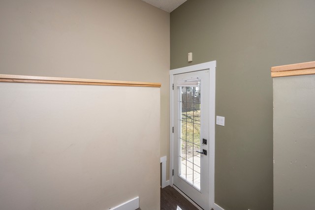 6031 Lacombe Way SW, Calgary, 4 Bedrooms Bedrooms, ,3 BathroomsBathrooms,Houses,For Rent,6031 Lacombe Way SW,1969