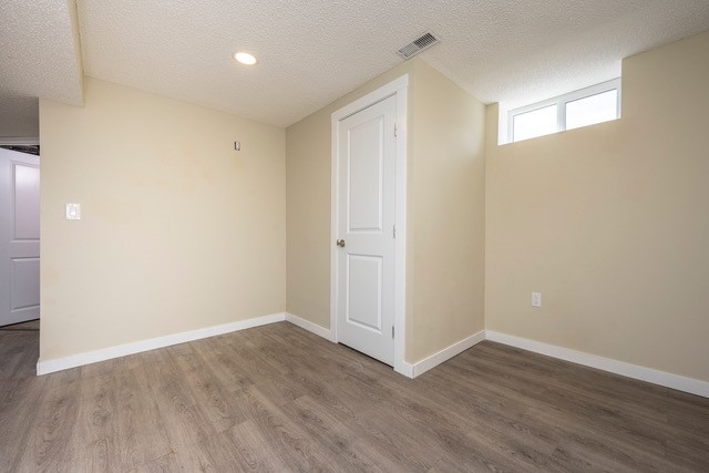 6031 Lacombe Way SW, Calgary, 4 Bedrooms Bedrooms, ,3 BathroomsBathrooms,Houses,For Rent,6031 Lacombe Way SW,1969