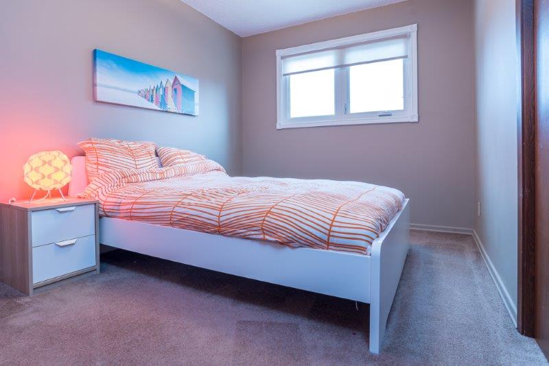 255 Southampton Drive Southwest, Calgary, 4 Bedrooms Bedrooms, 0 ,3 BathroomsBathrooms,Houses,For Rent,255 Southampton Drive Southwest,0,1105