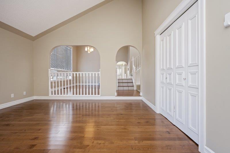119 Strathdale Close Southwest, Calgary, 6 Bedrooms Bedrooms, 0 ,4 BathroomsBathrooms,Houses,For Rent,119 Strathdale Close Southwest,0,1998 119 Strathdale Close Southwest, Calgary, 6 Bedrooms Bedrooms, 0 ,4 BathroomsBathrooms,Houses,For Rent,119 Strathdale Close Southwest,0,1998