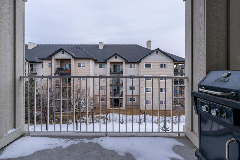 Condos/Townhouses For Rent 2311, 115 Prestwick Villas SE, Calgary