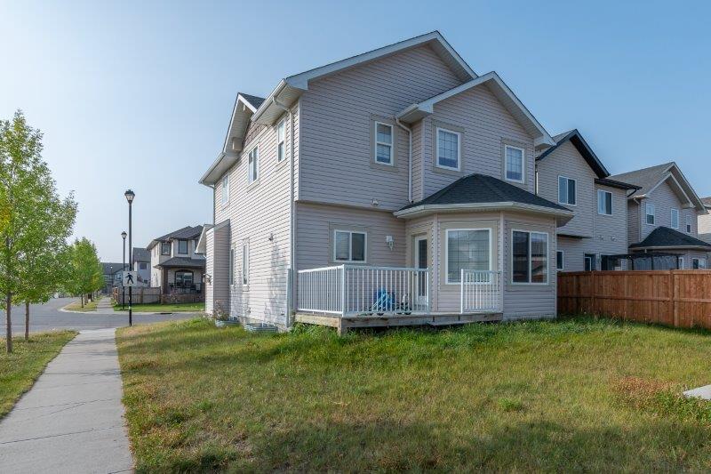 202 Baywater Rise Southwest, Airdrie, 3 Bedrooms Bedrooms, ,2.5 BathroomsBathrooms,Houses,Rented,202 Baywater Rise Southwest,2118