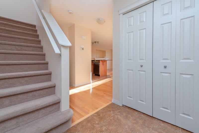 108 Everglen Way SW, Calgary, 3 Bedrooms Bedrooms, 0 ,3 BathroomsBathrooms,Houses,For Rent,108 Everglen Way SW,0,2123