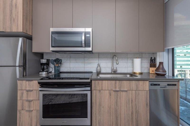 #510, 510 12 Avenue SW, Calgary, 1 Bedroom Bedrooms, 0 ,1 BathroomBathrooms,Condos/Townhouses,For Rent,One Park Central,#510, 510 12 Avenue SW,0,2158