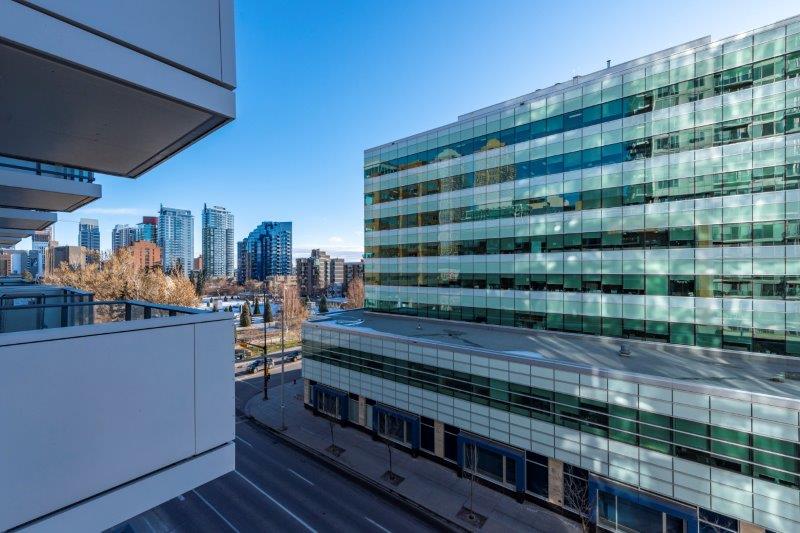 #513, 510 12 Ave SW, Calgary, 1 Bedroom Bedrooms, 0 ,1 BathroomBathrooms,Condos/Townhouses,For Rent,One Park Central,#513, 510 12 Ave SW,0,2159