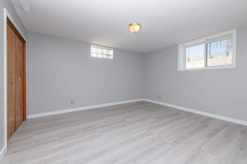 #5, 1458 Memorial Drive NW, Calgary, 1 Bedroom Bedrooms, 0 ,1 BathroomBathrooms,Condos/Townhouses,For Rent,#5, 1458 Memorial Drive NW,0,2166