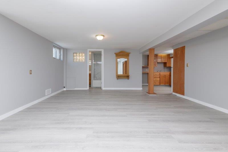 #5, 1458 Memorial Drive NW, Calgary, 1 Bedroom Bedrooms, 0 ,1 BathroomBathrooms,Condos/Townhouses,For Rent,#5, 1458 Memorial Drive NW,0,2166