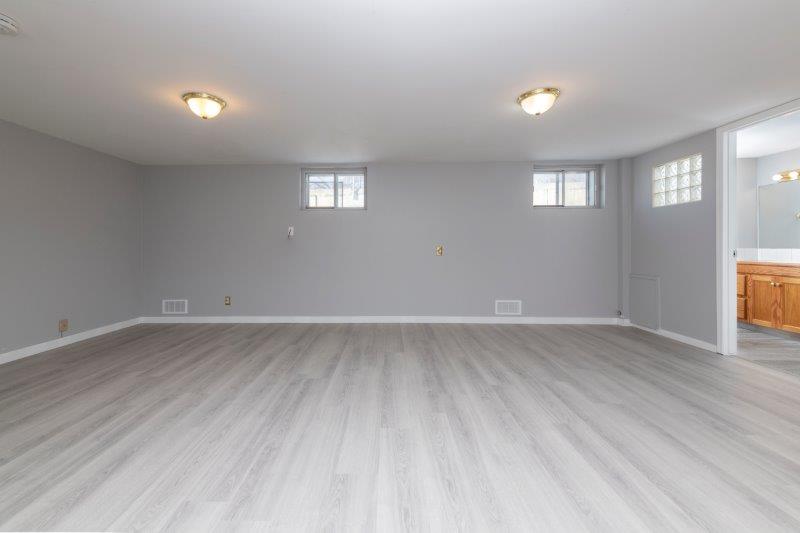 #5, 1458 Memorial Drive NW, Calgary, 1 Bedroom Bedrooms, 0 ,1 BathroomBathrooms,Condos/Townhouses,For Rent,#5, 1458 Memorial Drive NW,0,2166