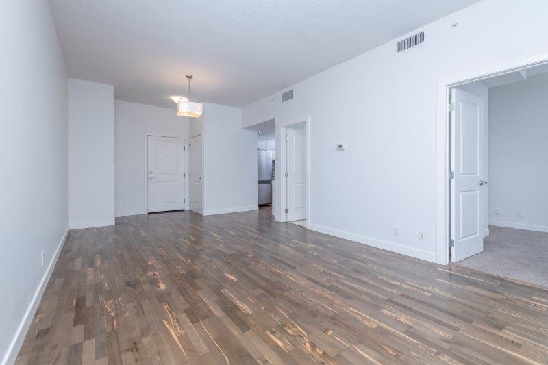 #309, 1110 3 Ave NW, Calgary, 1 Bedroom Bedrooms, ,1 BathroomBathrooms,Condos/Townhouses,For Rent,St. John's On Tenth,#309, 1110 3 Ave NW,2176