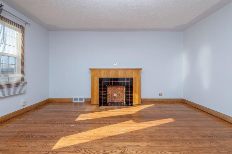 3, 1458 Memorial Dr NW, Calgary, 1 Bedroom Bedrooms, 0 ,1 BathroomBathrooms,Condos/Townhouses,For Rent,3, 1458 Memorial Dr NW,0,2190