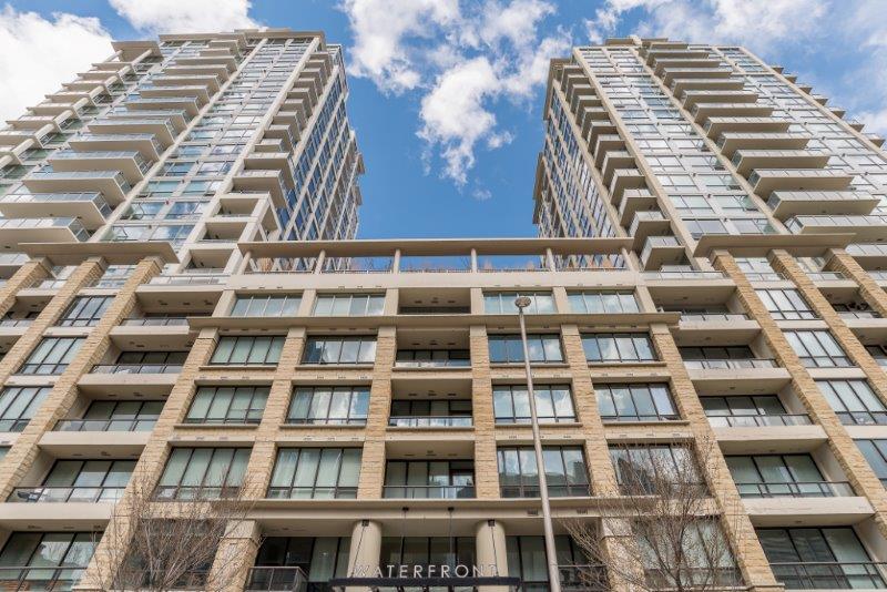 Condos/Townhouses For Rent 1215, 222 Riverfront Ave SW, Calgary
