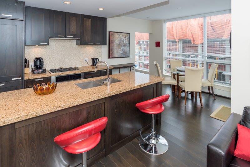 1215, 222 Riverfront Ave SW, Calgary, 2 Bedrooms Bedrooms, ,2 BathroomsBathrooms,Condos/Townhouses,For Rent,Waterfront,1215, 222 Riverfront Ave SW,2201