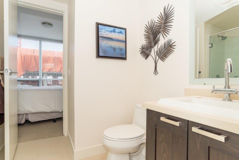1215, 222 Riverfront Ave SW, Calgary, 2 Bedrooms Bedrooms, ,2 BathroomsBathrooms,Condos/Townhouses,For Rent,Waterfront,1215, 222 Riverfront Ave SW,2201