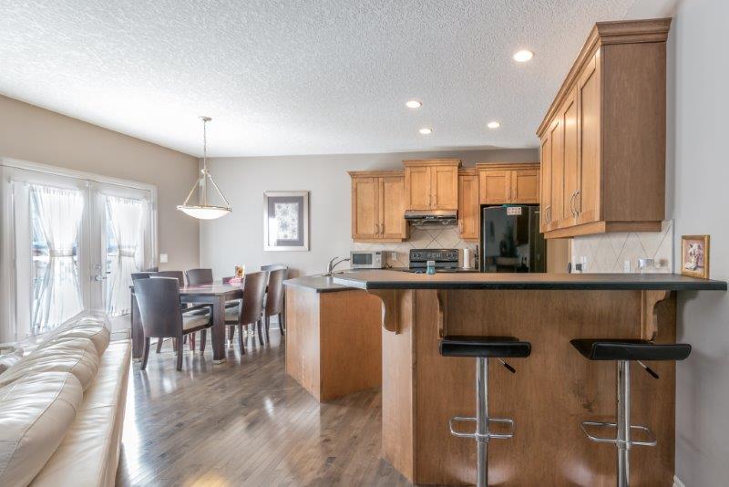 1077 Kincora Drive Northwest, Calgary, 3 Bedrooms Bedrooms, 0 ,2.5 BathroomsBathrooms,Houses,For Rent,1077 Kincora Drive Northwest,0,1137