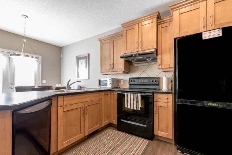1077 Kincora Drive Northwest, Calgary, 3 Bedrooms Bedrooms, 0 ,2.5 BathroomsBathrooms,Houses,For Rent,1077 Kincora Drive Northwest,0,1137