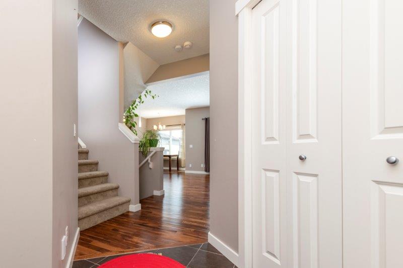 60 Walden View SE, Calgary, 3.5 Bedrooms Bedrooms, 0 ,3.5 BathroomsBathrooms,Houses,Rented,60 Walden View SE,0,2269