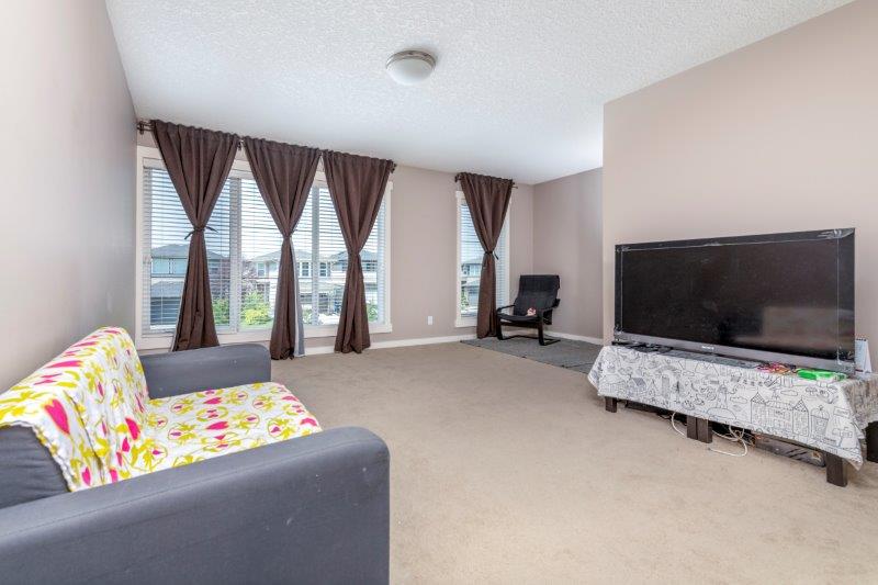 60 Walden View SE, Calgary, 3.5 Bedrooms Bedrooms, 0 ,3.5 BathroomsBathrooms,Houses,Rented,60 Walden View SE,0,2269