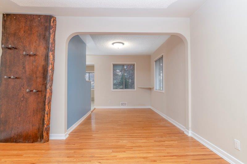 2204 38 Street SW, Calgary, 3 Bedrooms Bedrooms, 0 ,3 BathroomsBathrooms,Houses,For Rent,2204 38 Street SW,0,2306