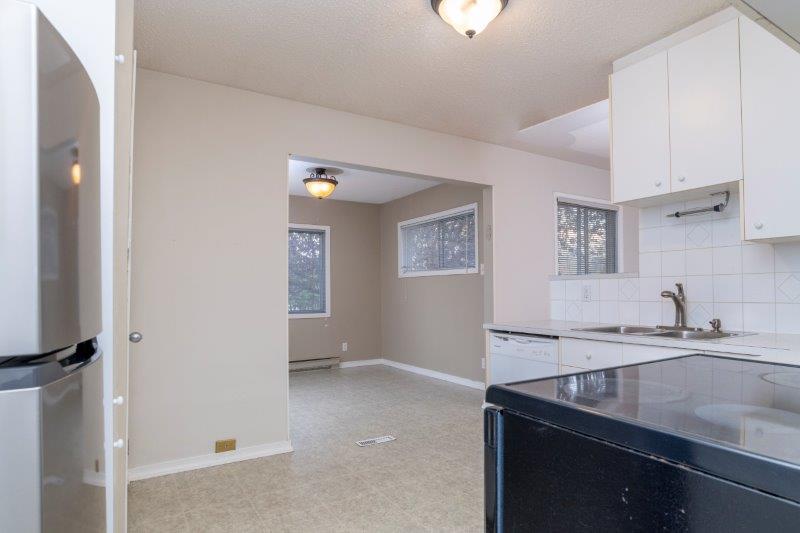 2204 38 Street SW, Calgary, 3 Bedrooms Bedrooms, 0 ,3 BathroomsBathrooms,Houses,For Rent,2204 38 Street SW,0,2306