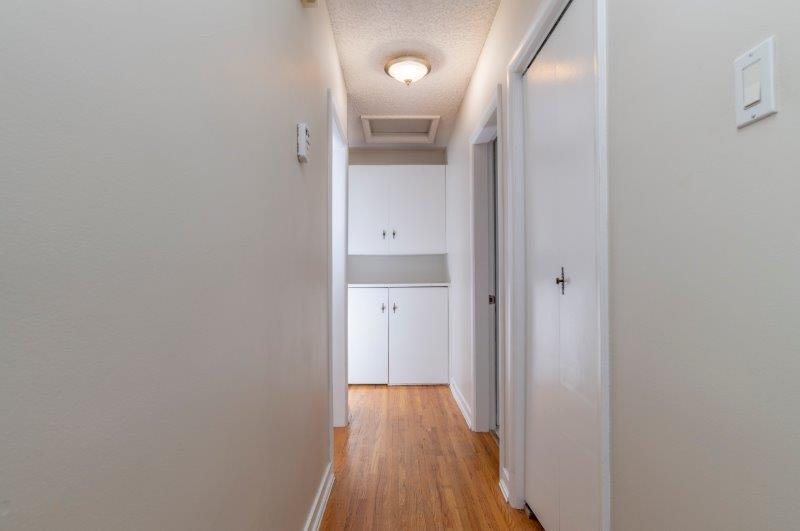 2204 38 Street SW, Calgary, 3 Bedrooms Bedrooms, 0 ,3 BathroomsBathrooms,Houses,For Rent,2204 38 Street SW,0,2306