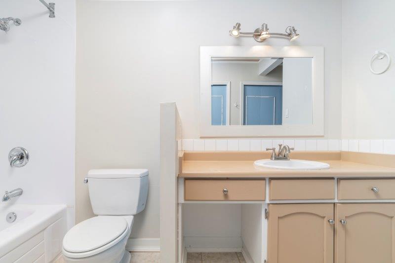 2204 38 Street SW, Calgary, 3 Bedrooms Bedrooms, 0 ,3 BathroomsBathrooms,Houses,For Rent,2204 38 Street SW,0,2306