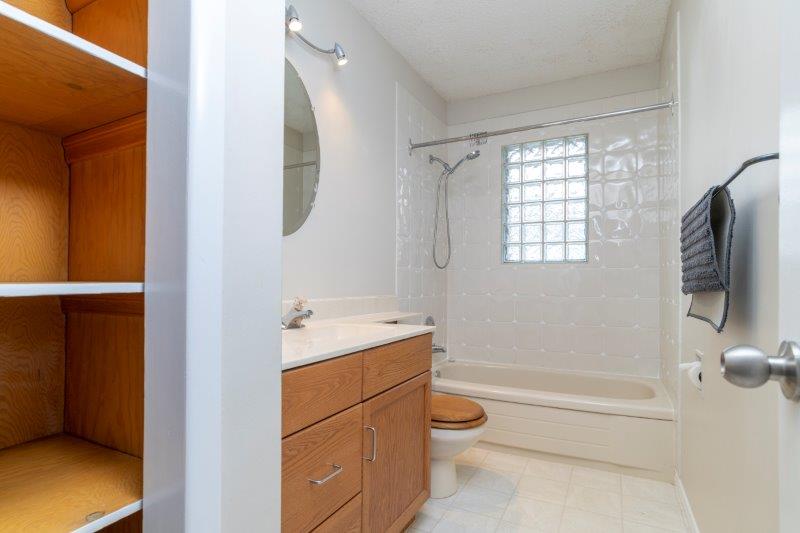 2204 38 Street SW, Calgary, 3 Bedrooms Bedrooms, 0 ,3 BathroomsBathrooms,Houses,For Rent,2204 38 Street SW,0,2306