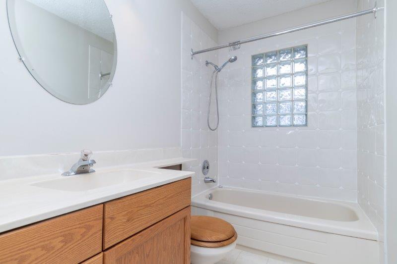 2204 38 Street SW, Calgary, 3 Bedrooms Bedrooms, 0 ,3 BathroomsBathrooms,Houses,For Rent,2204 38 Street SW,0,2306