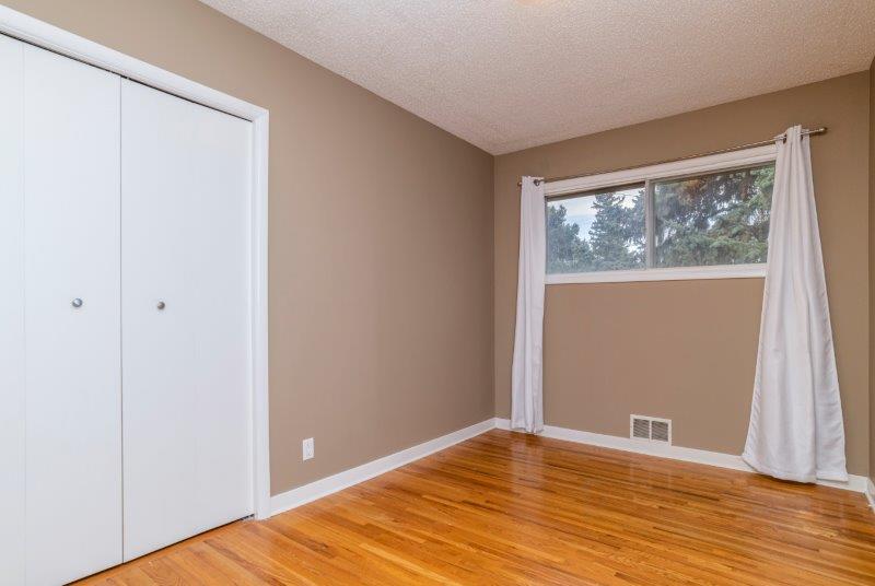 2204 38 Street SW, Calgary, 3 Bedrooms Bedrooms, 0 ,3 BathroomsBathrooms,Houses,For Rent,2204 38 Street SW,0,2306