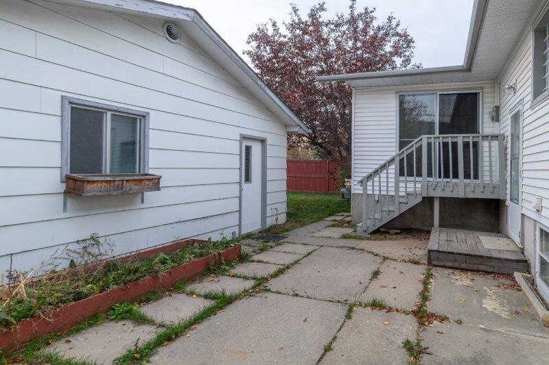 2204 38 Street SW, Calgary, 3 Bedrooms Bedrooms, 0 ,3 BathroomsBathrooms,Houses,For Rent,2204 38 Street SW,0,2306