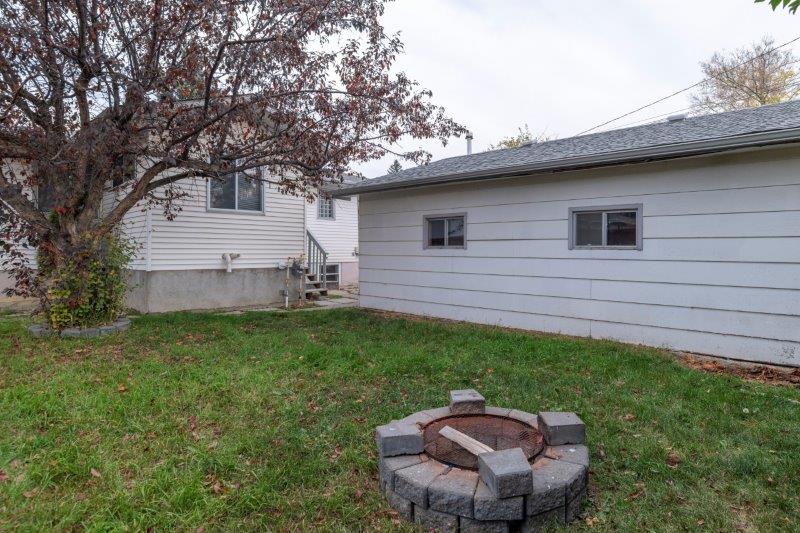 2204 38 Street SW, Calgary, 3 Bedrooms Bedrooms, 0 ,3 BathroomsBathrooms,Houses,For Rent,2204 38 Street SW,0,2306