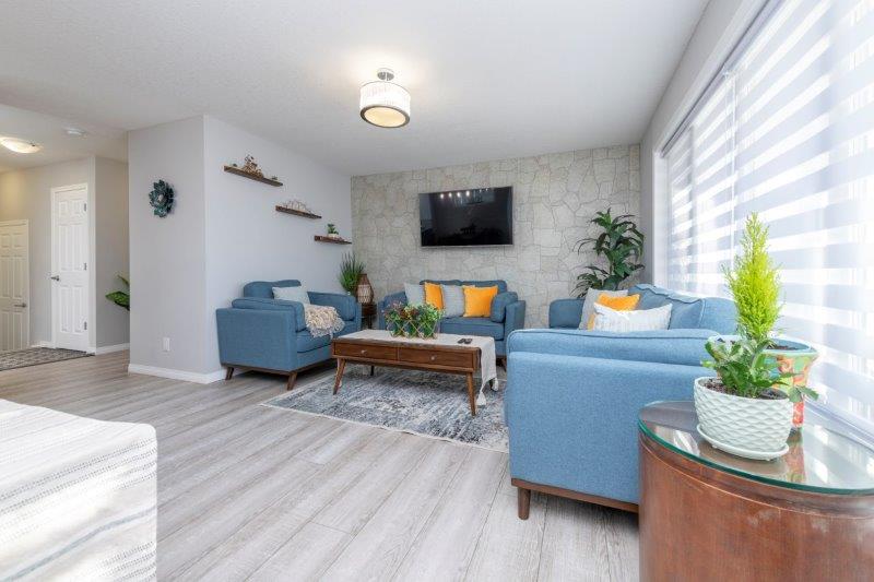 128 Yorkville Avenue Southwest, Calgary, 3 Bedrooms Bedrooms, ,3.5 BathroomsBathrooms,Condos/Townhouses,For Rent,128 Yorkville Avenue Southwest,2381
