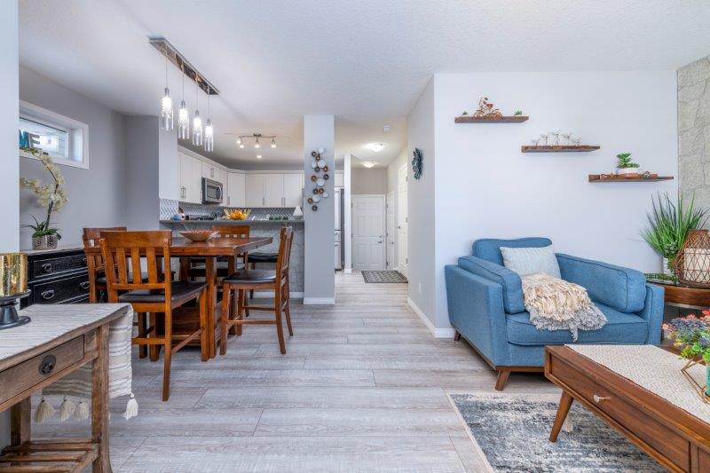 128 Yorkville Avenue Southwest, Calgary, 3 Bedrooms Bedrooms, ,3.5 BathroomsBathrooms,Condos/Townhouses,For Rent,128 Yorkville Avenue Southwest,2381