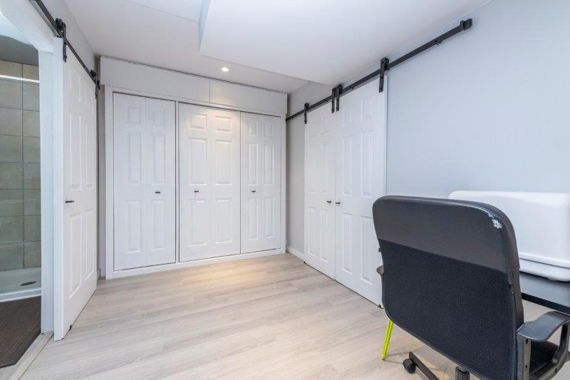 128 Yorkville Avenue Southwest, Calgary, 3 Bedrooms Bedrooms, ,3.5 BathroomsBathrooms,Condos/Townhouses,For Rent,128 Yorkville Avenue Southwest,2381