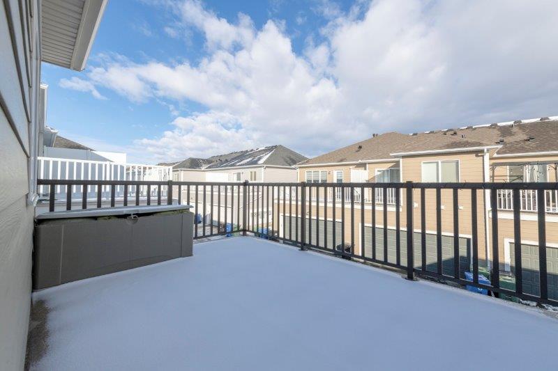 128 Yorkville Avenue Southwest, Calgary, 3 Bedrooms Bedrooms, ,3.5 BathroomsBathrooms,Condos/Townhouses,For Rent,128 Yorkville Avenue Southwest,2381
