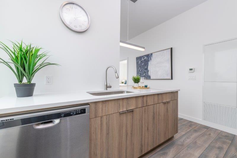 #3206, 510 12 Ave SW, Calgary, 2 Bedrooms Bedrooms, ,2 BathroomsBathrooms,Condos/Townhouses,For Rent,One Park Central,#3206, 510 12 Ave SW,2400
