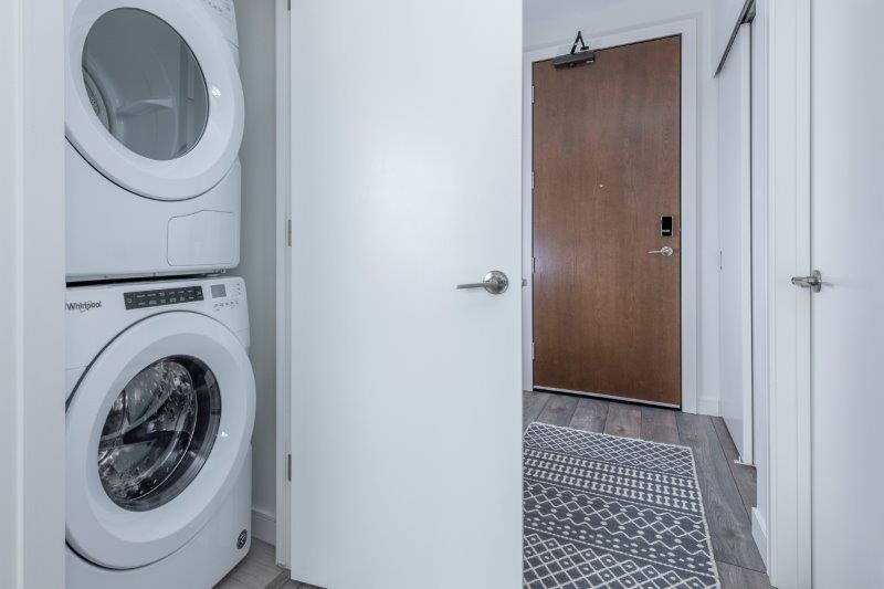 #3206, 510 12 Ave SW, Calgary, 2 Bedrooms Bedrooms, ,2 BathroomsBathrooms,Condos/Townhouses,For Rent,One Park Central,#3206, 510 12 Ave SW,2400